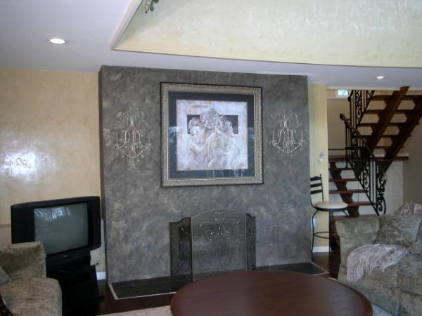 slate stone finish with venetian plaster wall